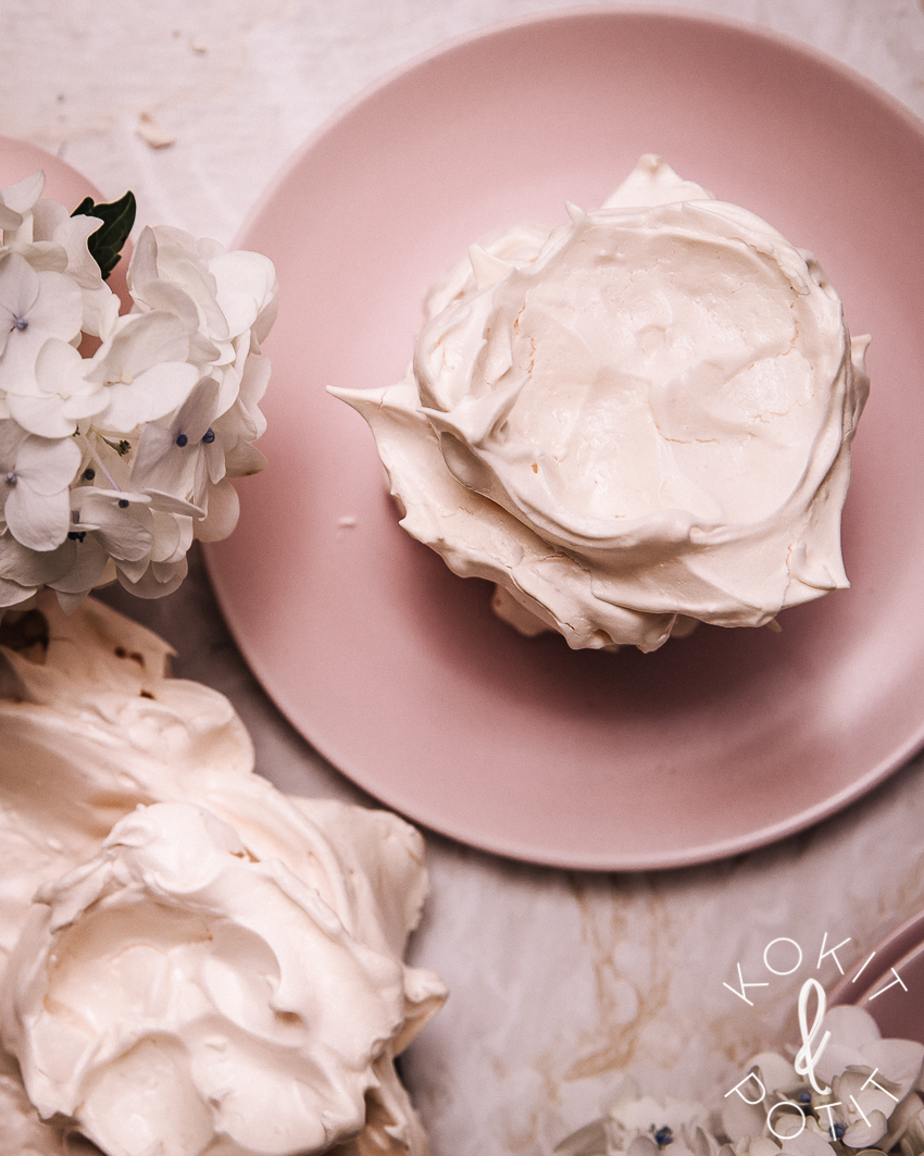 Marenkikakku eli pavlova Marenkikakku eli pavlova