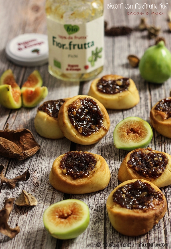 Biscotti con Fiordifrutta fichi, cacao e noci