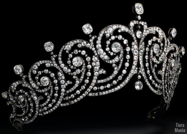 diamond tiara cartier