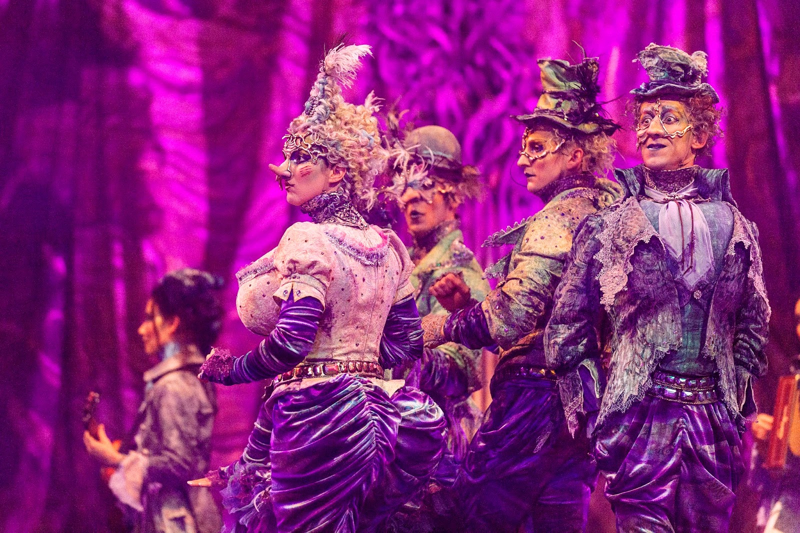 Цирк дю солей шоу алегрия. Цирк дю солей алегрия фильм. Цирк дю солей alegria. Цирк дю солей алегрия. Цирк дю солей алегрия.