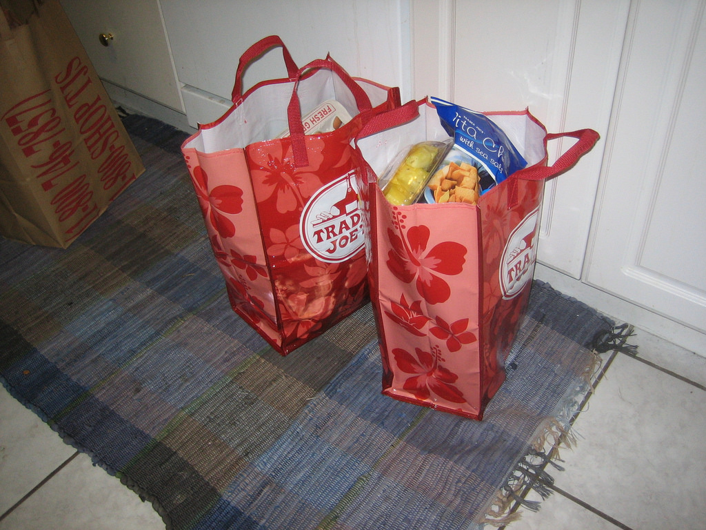 Benefits of Grocery Bags For Customers and Retailers Plastic Bag Source