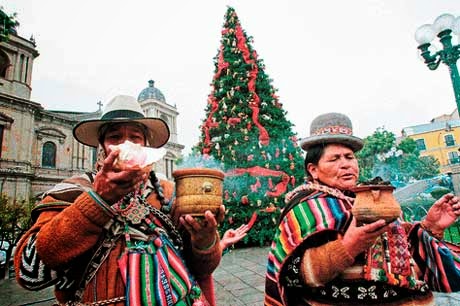 En Bolivia se festeja la Navidad con prestes y adoraciones al Niño