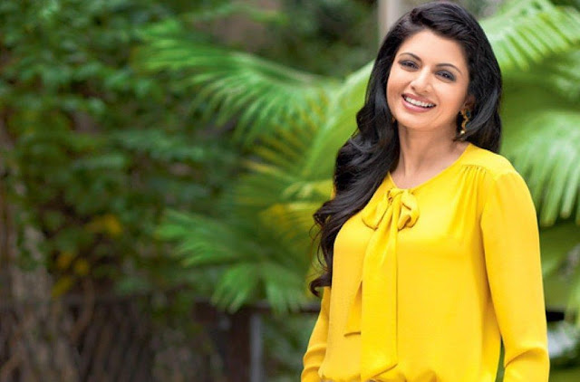 7 Bollywood Celebs Who Are From Royal Families. - Android Files
