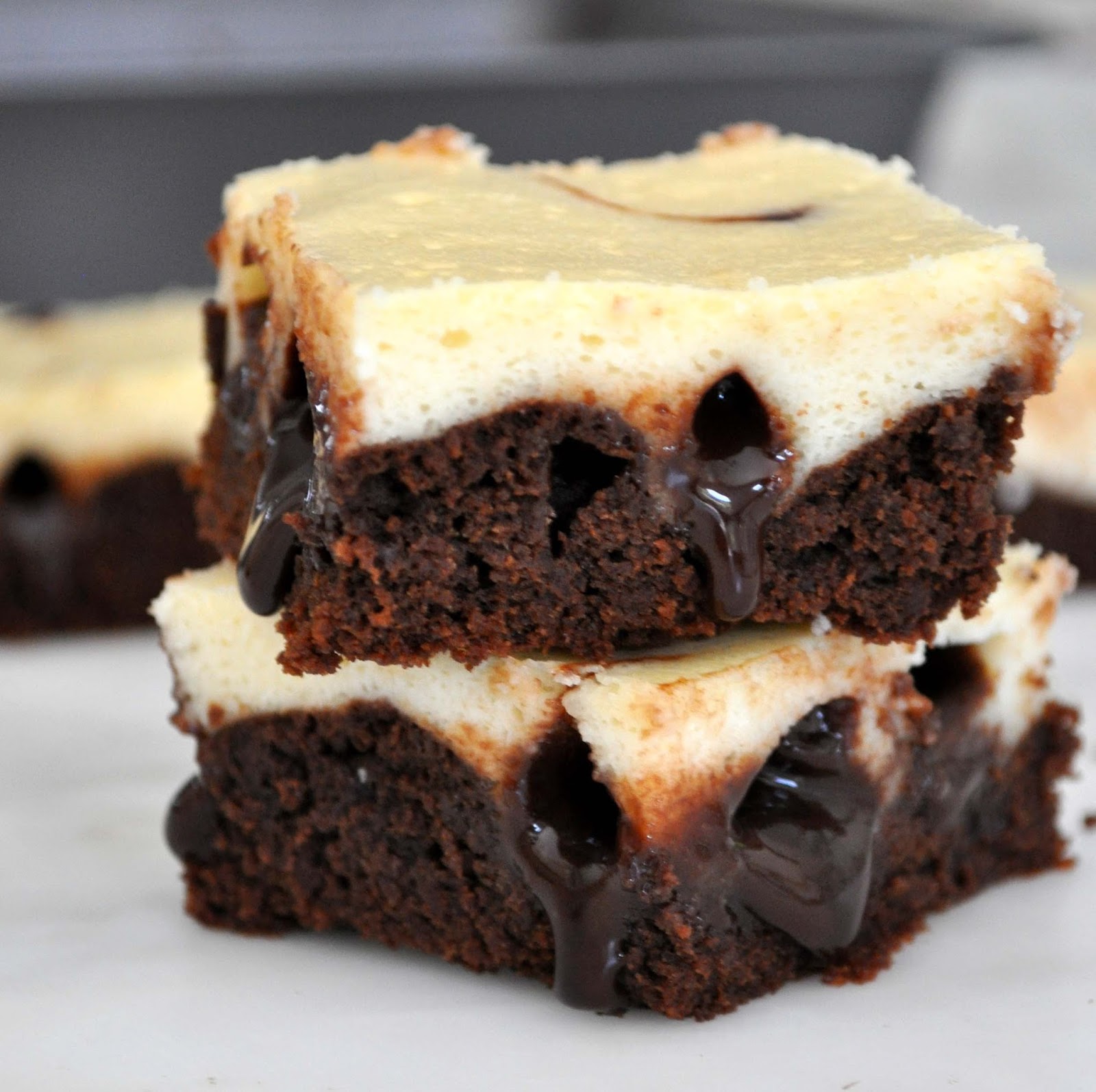Cooking with Manuela: Cheesecake Brownies with Chocolate Fudge
