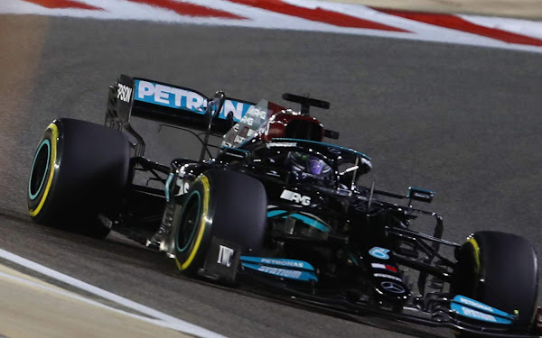 Fórmula 1,  GP Bahrain 2021: Hamilton vence após disputa com Verstappen