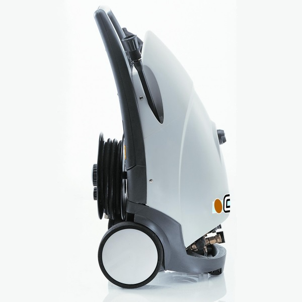 How does marine small high pressure cleaner work?