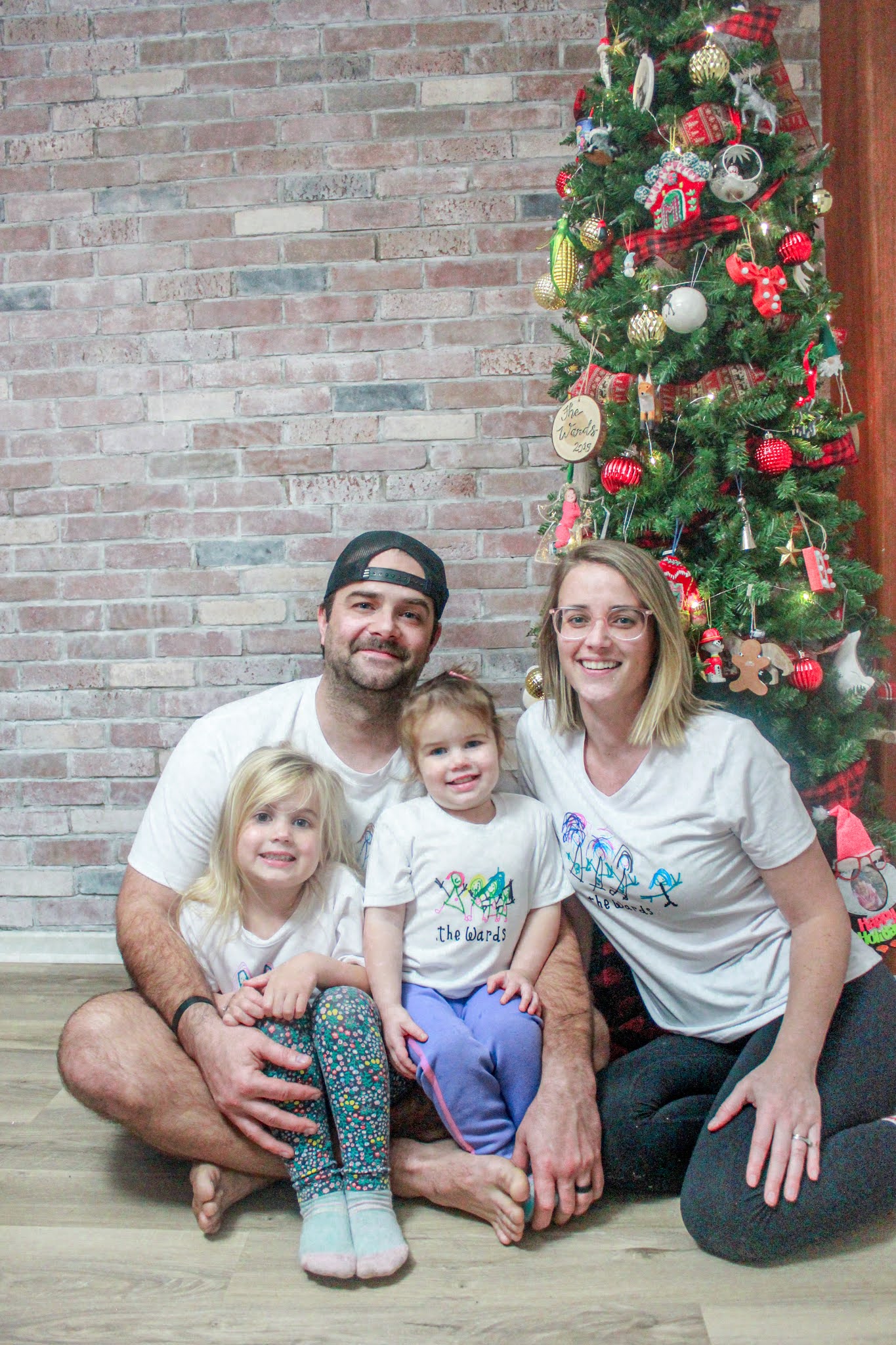 DIY Family T-Shirts - The Perfect Holiday Gift Made with the Cricut Joy & EasyPress 2