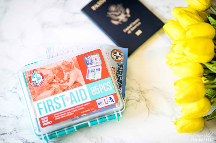 Your Ultimate Travel Essential Checklist
