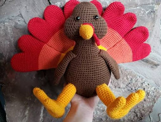 PATRON GRATIS PAVO AMIGURUMI 45728