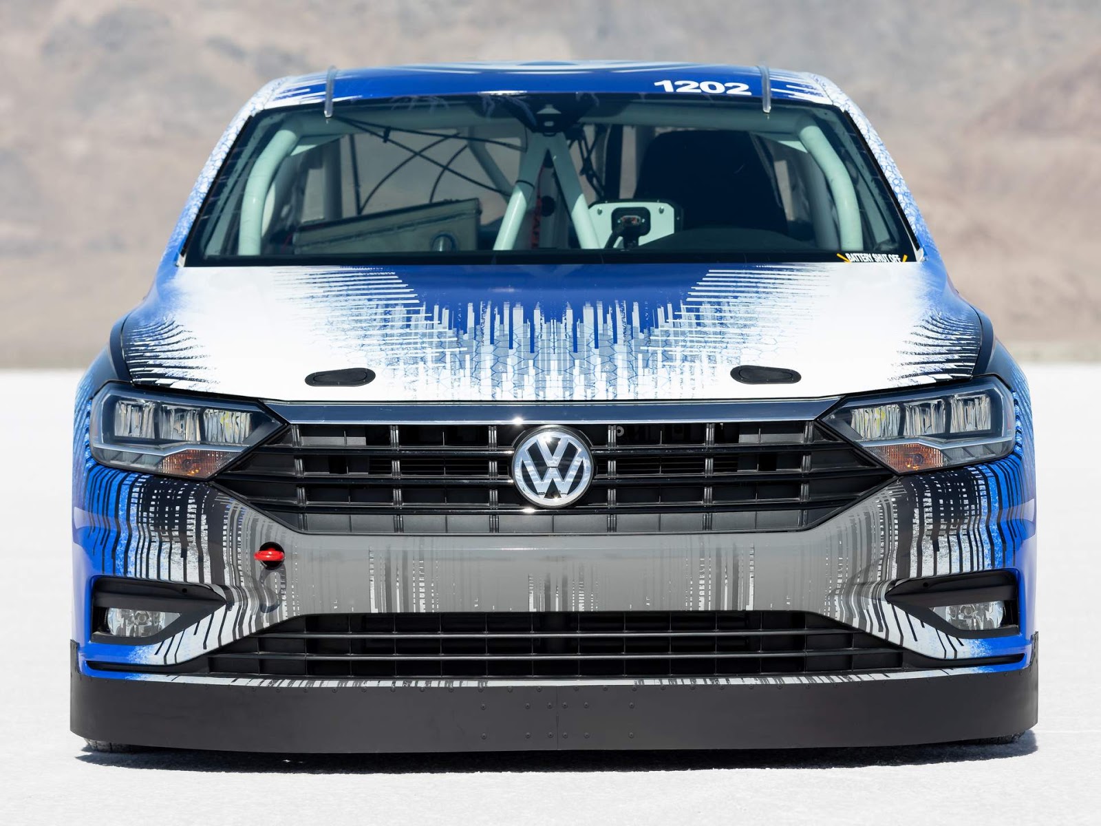 VW Jetta 2019 2.0 TSI com 600 cv atinge 338 Km/h - EUA