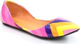 Yes and No foot wear