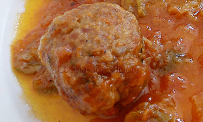 albóndigas con tomate