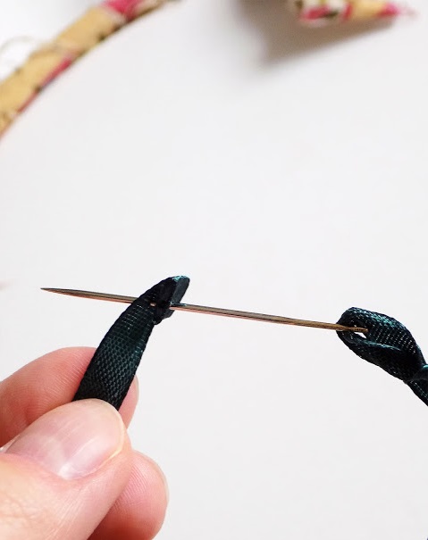 Hướng dẫn thêu ruy băng cơ bản - Hình 5