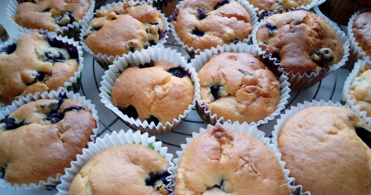 Kerstins Kuchen Kreationen: Heidelbeermuffins - Blaubeermuffins mit ... Kerstins Kuchen Kreationen: Heidelbeermuffins - Blaubeermuffins mit ...