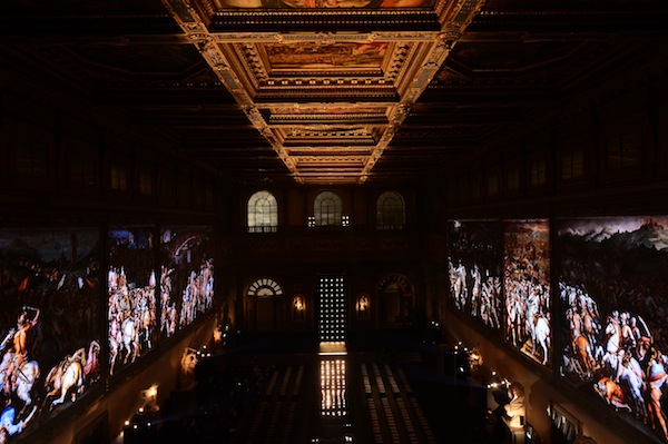 Salone dei Cinquecento - light projections on Giorgio Vasari frescos - courtesy Ermanno Scervino press office