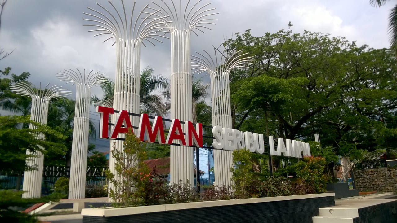 Ayo Ke Taman Seribu Lampu Cepu