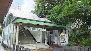 地下鉄朝潮橋駅３番出入口