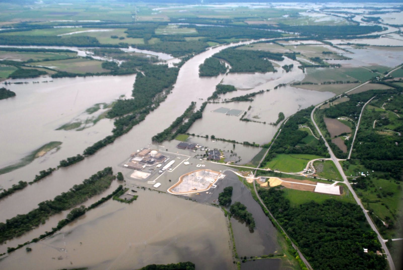 The Big Dustup Flooding at the Fort Calhoun Nebraska Nuclear Power Plant