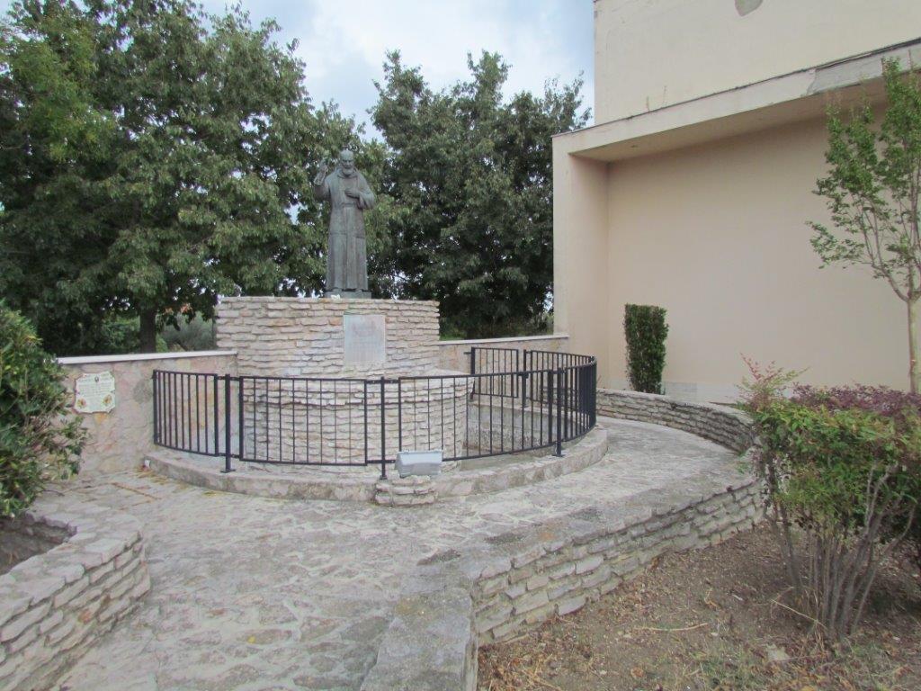 Tabernacoli italiani Santa Maria Imbaro. San Pio da Pietrelcina