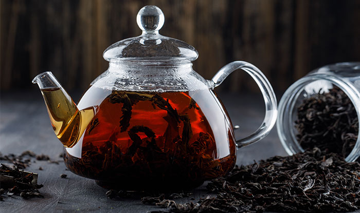 Black Tea | 5 Easy Homemade DIY Remedies For Oily Hair | NeoStopZone