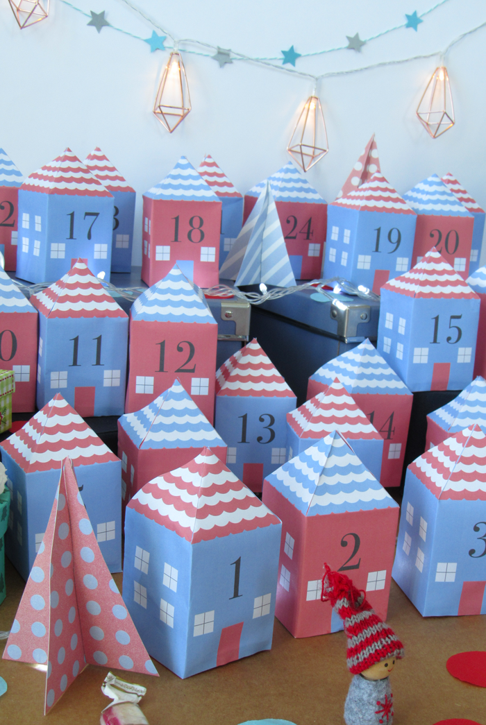 La Lilú Freebie Christmas Village Printable Advent Calendar