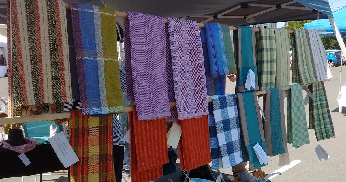 Qualicum Weavers and Spinners Guild QWS at Art in Action
