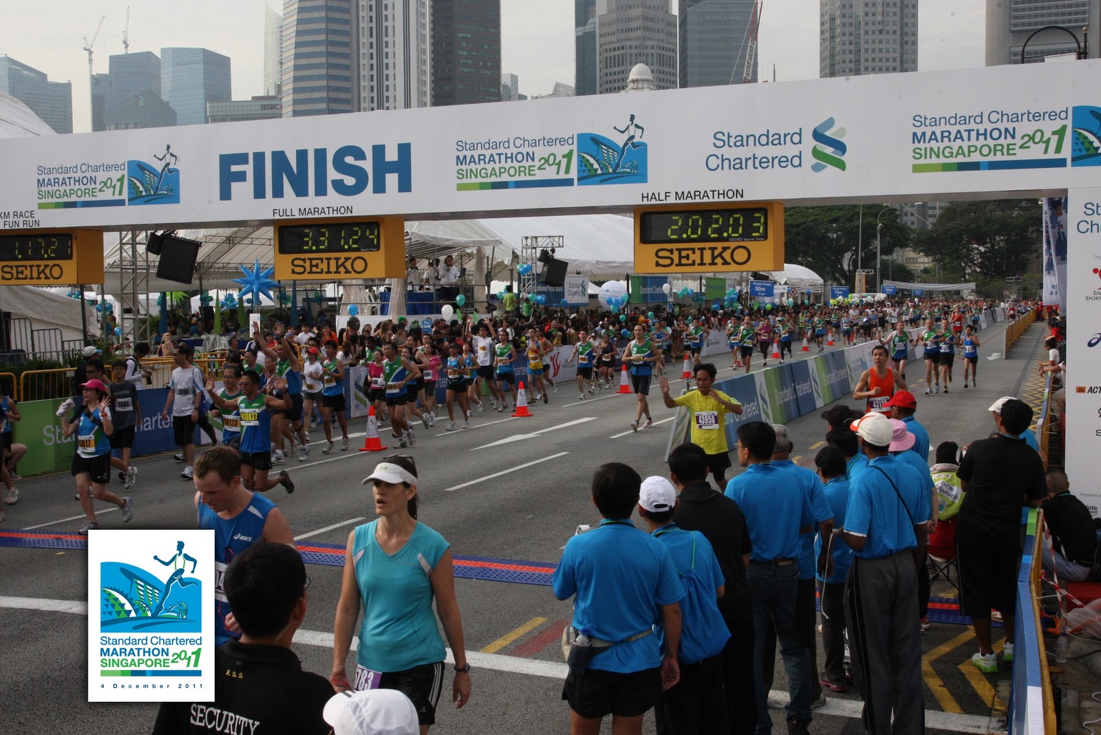 aliali Standard Chartered Marathon Singapore 2011