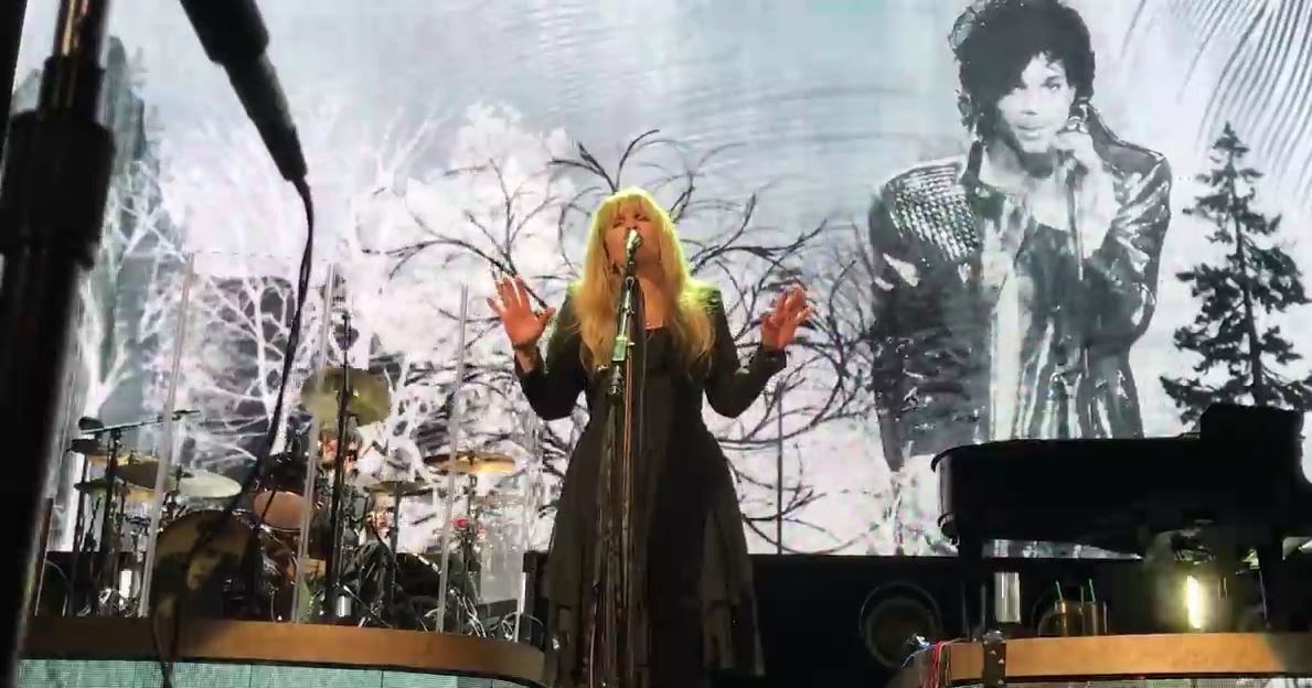 Fleetwood Mac News Dallas Review Stevie Nicks feels just as relevant