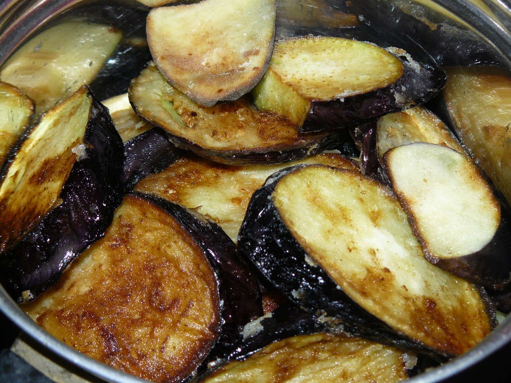 Баклажаны по китайски. Баклажаны с мясом. Баклажаны в крахмале. Баклажаны в мисо соусе. Баклажаны цай дао.