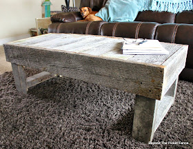 reclaimed wood, barn wood, building furniture, coffee table, salvaged wood, Beyond The Picket Fence,http://bec4-beyondthepicketfence.blogspot.com/2015/02/barn-wood-coffee-table-and-change.html 