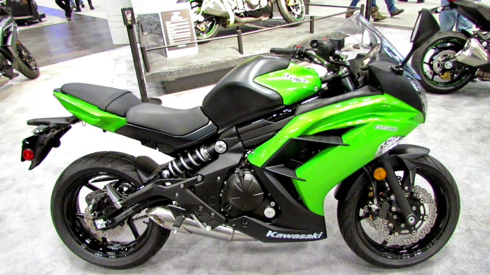 РњРѕС‚РѕС†РёРєР» Kawasaki Ninja 650