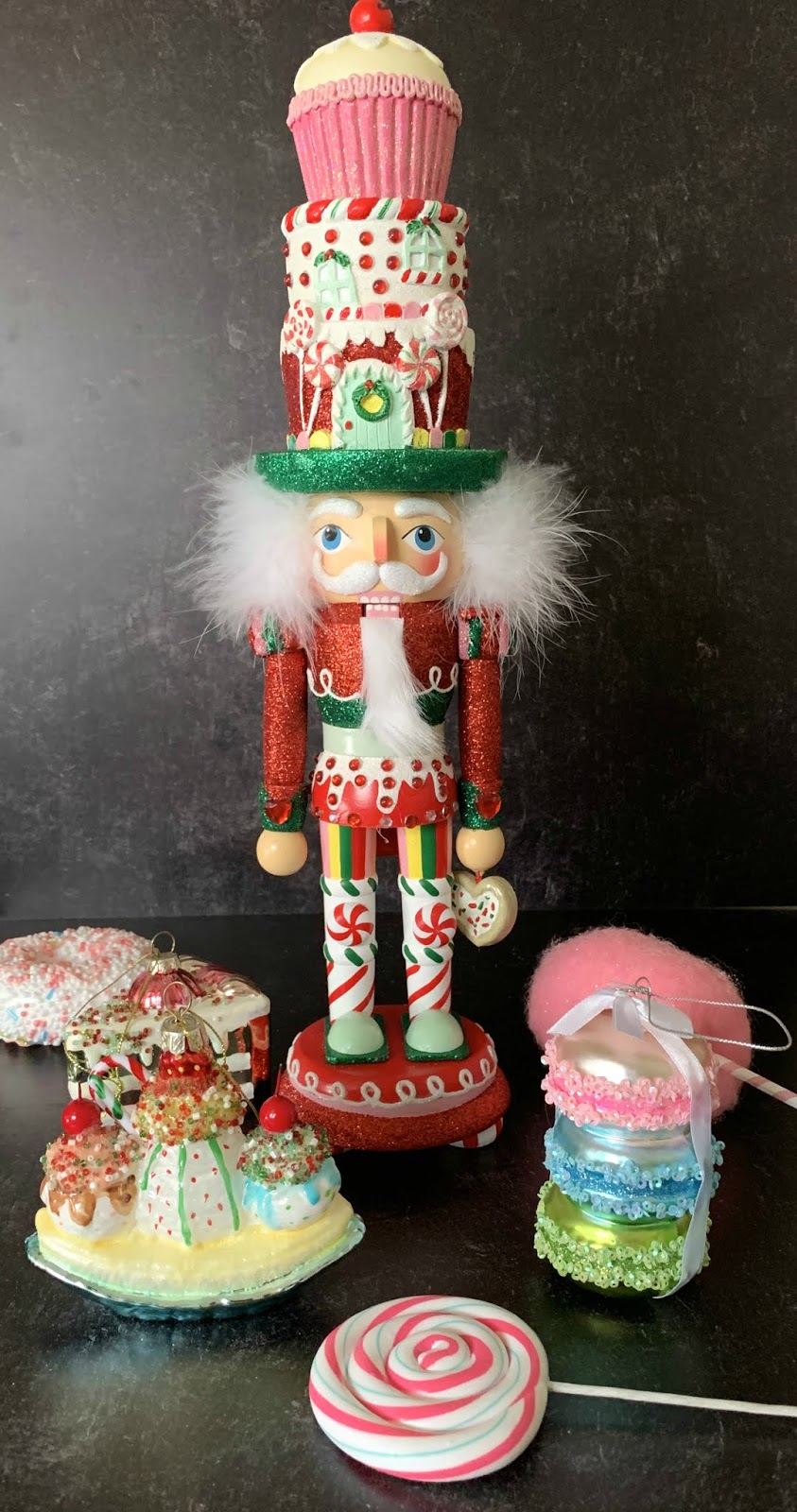 Kurt S. Adler Nussknacker Hollywood 38,1 Cm Rosa - Dekorativer Weihnachtsschmuck