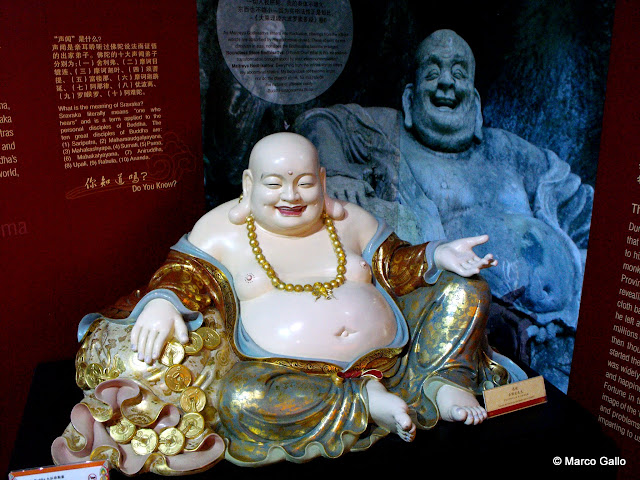 TEMPLO DE LA RELIQUIA DEL DIENTE DE BUDA, SINGAPUR