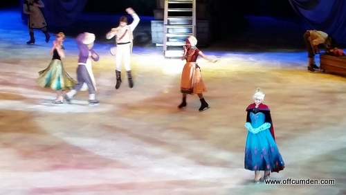 Elsa Disney on Ice
