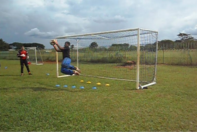 Escola de Goleiros Unisporte Escola de Goleiros Unisporte
