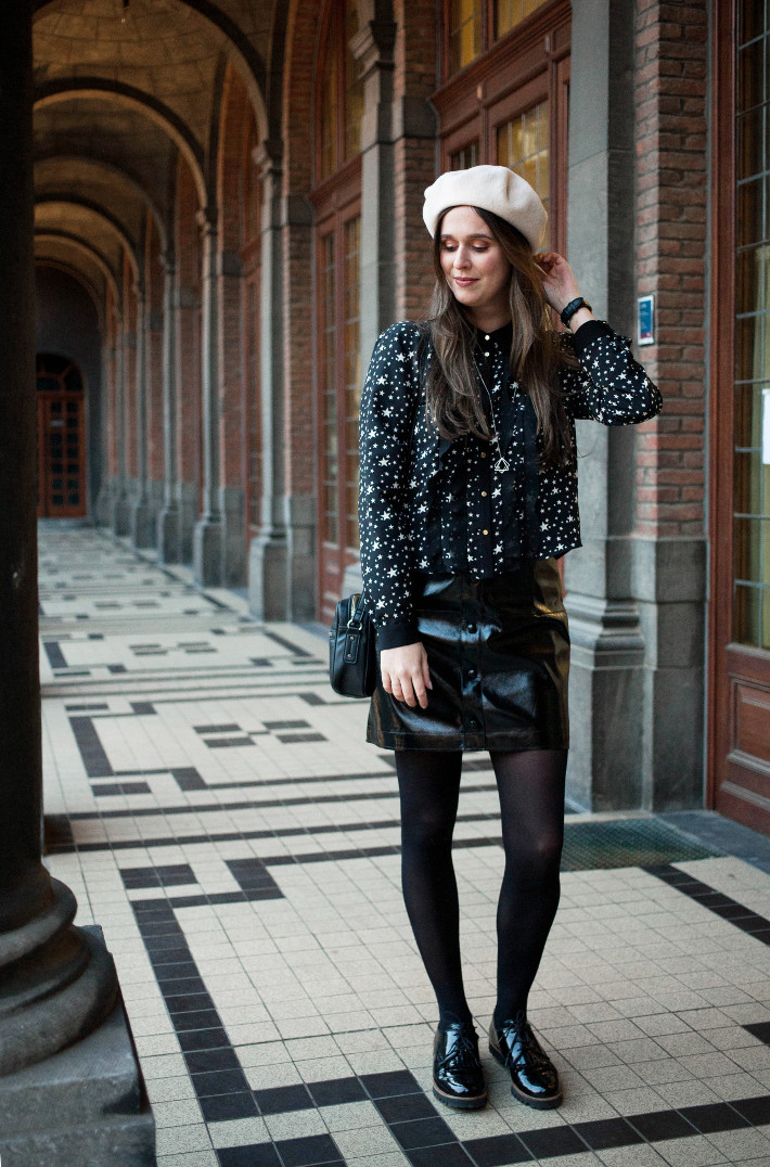 Outfit: patent leather skirt and star print top in River Island - THE ...