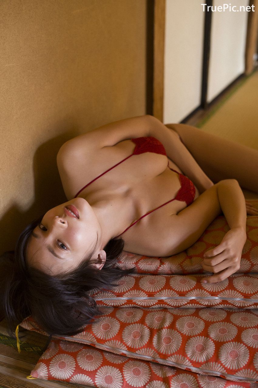 Image-Japanese-Model-Sayaka-Okada-What-To-Do-When-Its-Too-Hot-TruePic.net- Picture-38