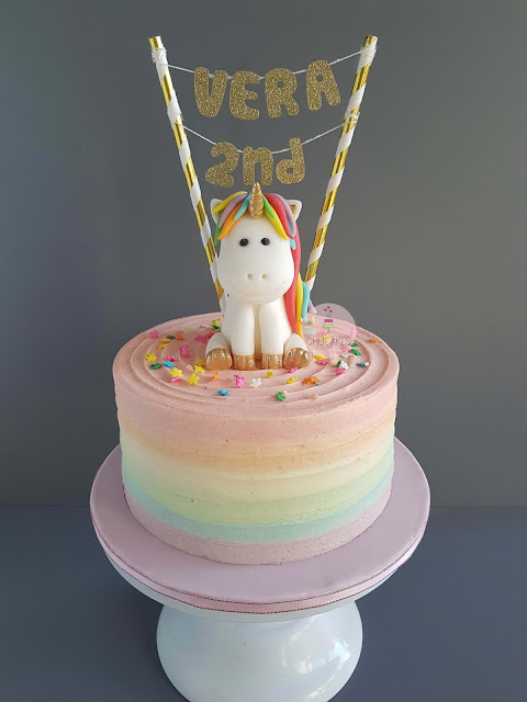 buttercream cake fondant sprinkles unicorn rainbow chucakes