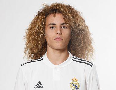 ¿Quién es David De la Víbora, el jugador de 16 años que ya es profesional en el Real Madrid?