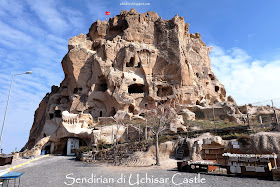 Adie Does Sendirian Di Uchisar Castle