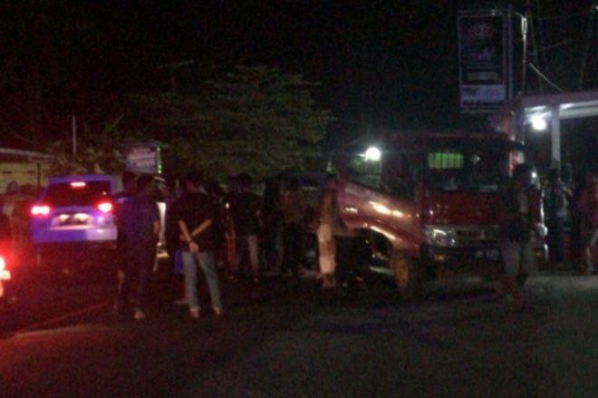 Kecelakaan di Bone, Kijang Tabrak Truk Antri di SPBU