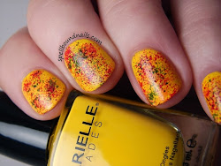 nail maple leaf fall