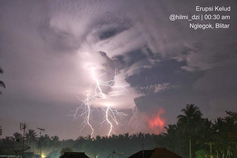 Gambar Gunung Kelud Sebelum Sesudah Meletus Hingga Paska Kelut