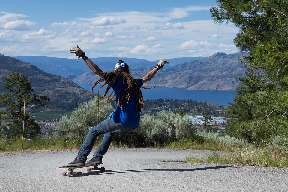 Essentials of Longboard Cruising