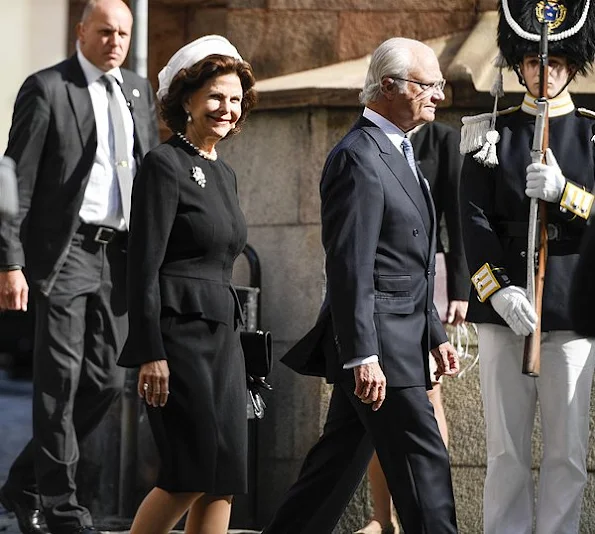 Queen Silvia, Crown Princess Victoria, Prince Daniel, Prince Carl Philip, Princess Sofia and Princess Madeleine