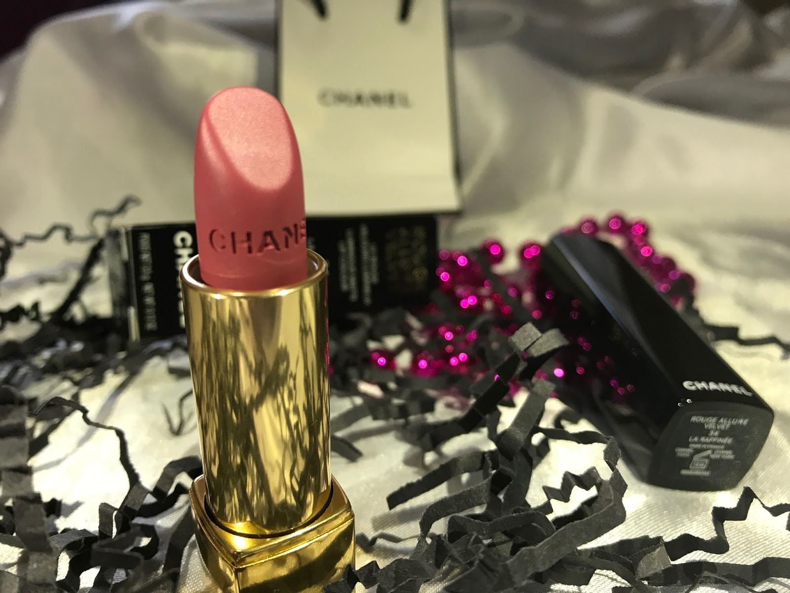 lipstick hoarder # : chanel rouge allure velvet in 34 la raffinée