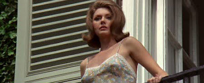 A Lovely Way To Die 1968 Movie Image 3