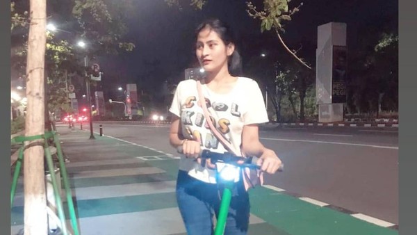 Kabar Selebgram Desy Nurhakiki yang Meninggal Dunia di Usia Muda Kabar Selebgram Desy Nurhakiki yang Meninggal Dunia di Usia Muda
