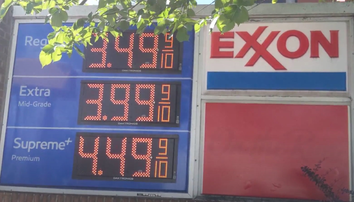 Robert Dyer Bethesda Row Bethesda drivers line up for gas as