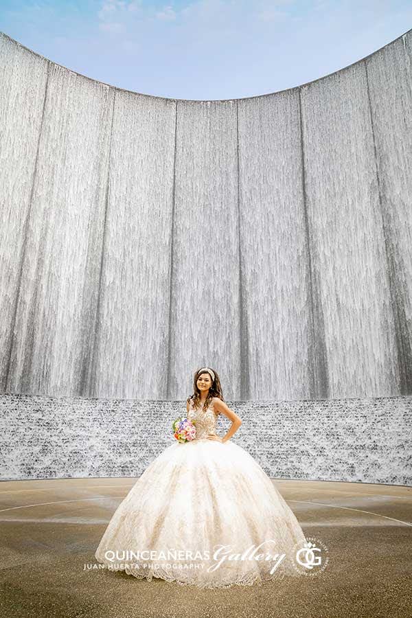 Houston Quinceaneras Where to Take the Best Professional Quinceañeras